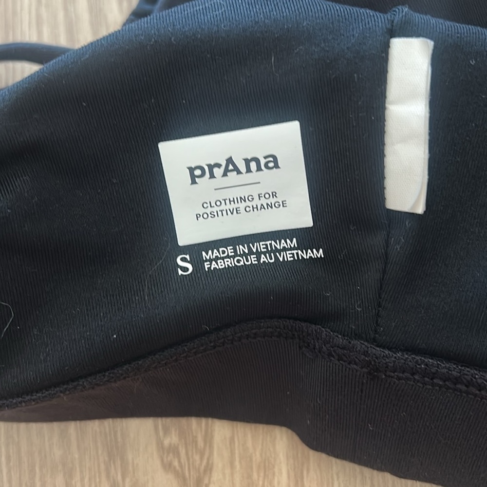 Prana sports bra - Picture 3 of 3